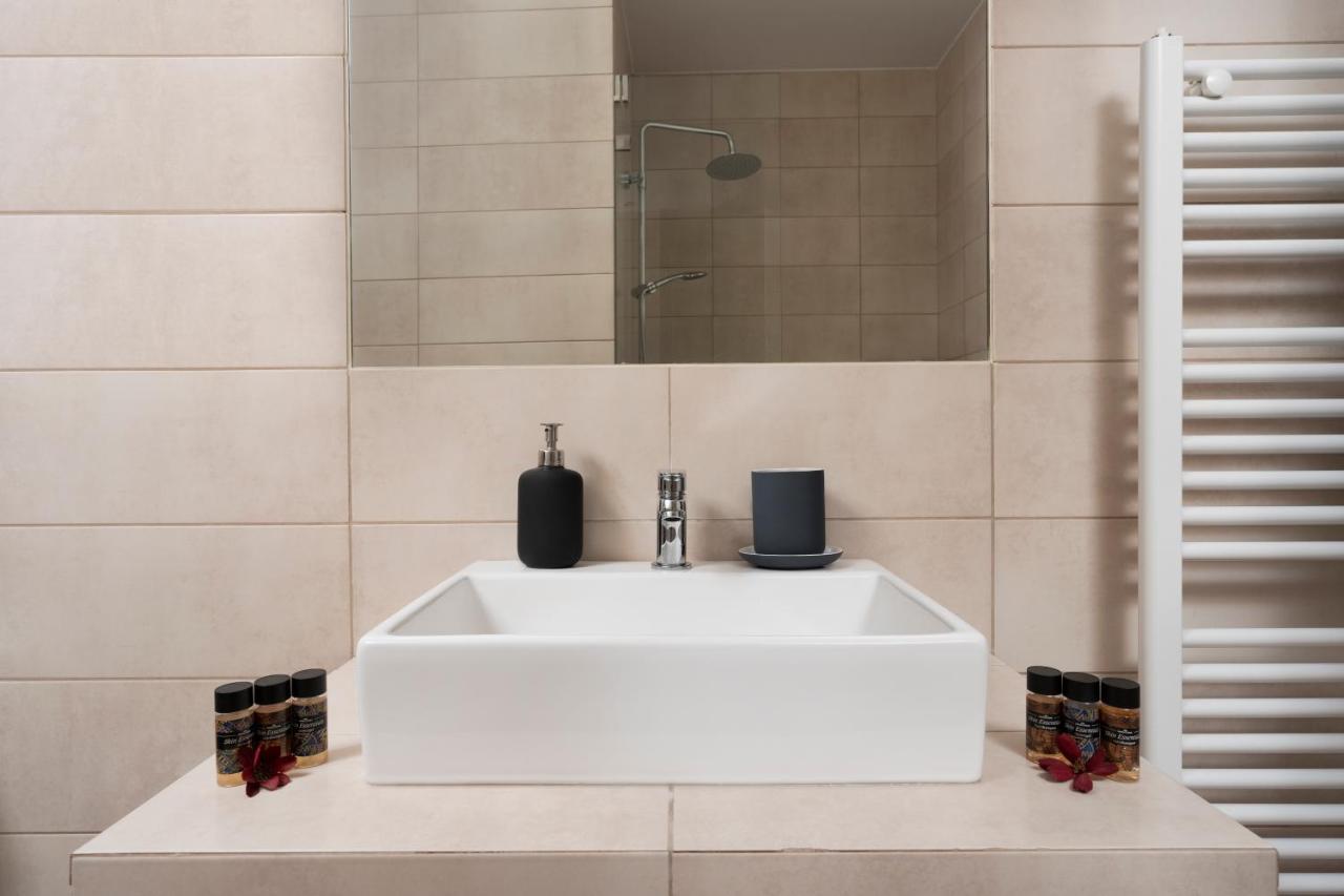 Morum Athens Urban Stay Exterior photo
